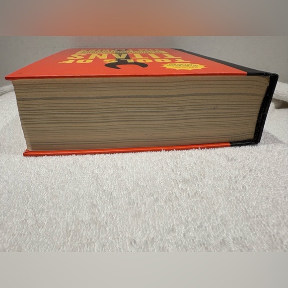 Tim Ferriss | Tools of Titans: Tactics, Habits of Billionaires Hardcover Book - Picture 5 of 7